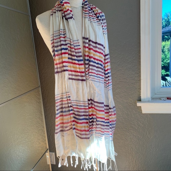 Fun rainbow striped scarf - Picture 1 of 2